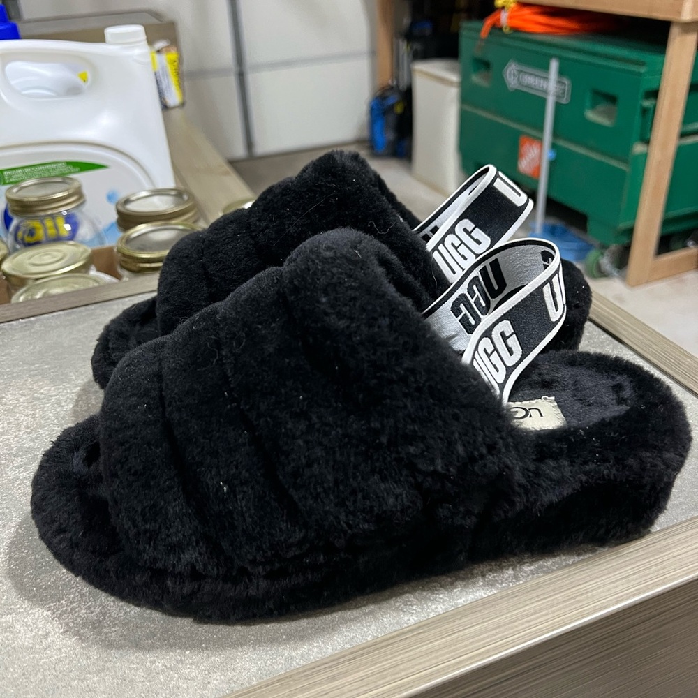 UGG Black Fluffy Slides with Logo Strap